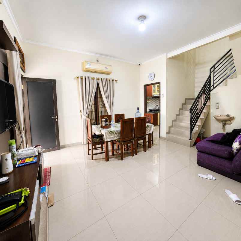 rumah disewakan di pancoran