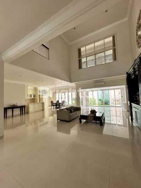 rumah eksklusif puri galaxy dekat merr surabaya