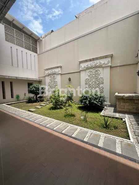 rumah eksklusif puri galaxy dekat merr surabaya