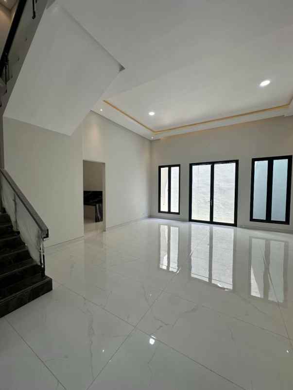 rumah fullerton place citraland new mewah siap huni