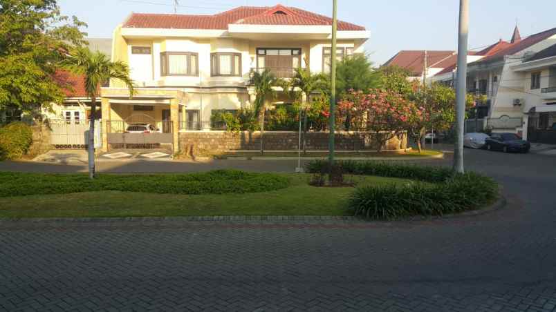 rumah hook siap huni galaxi bumi permai 1 surabaya