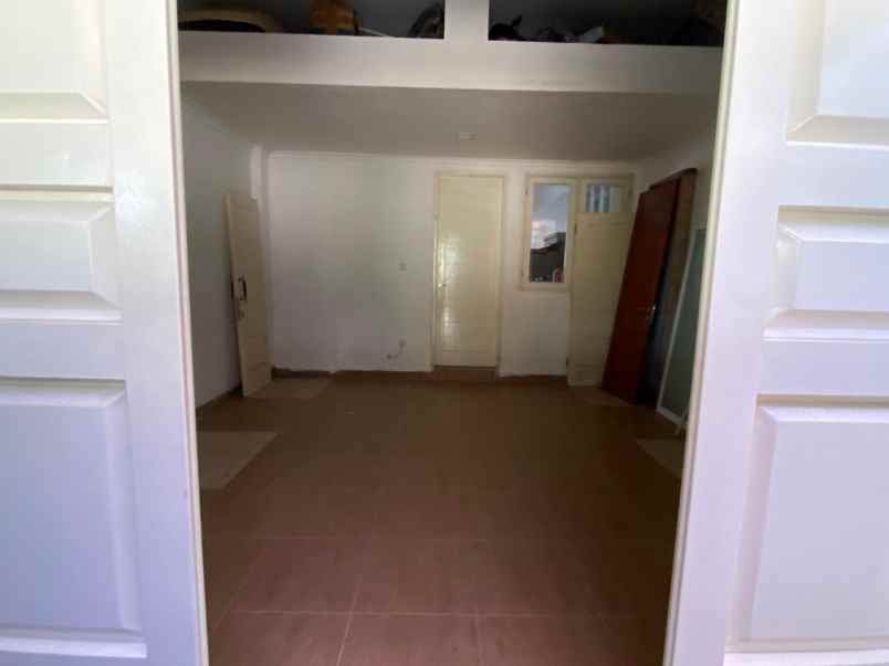 rumah jagakarsa