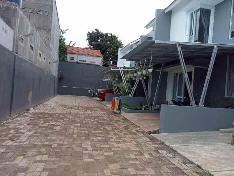 rumah jl baru luk serpong