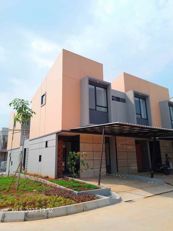 rumah jl cijujung 248 pasirlaja