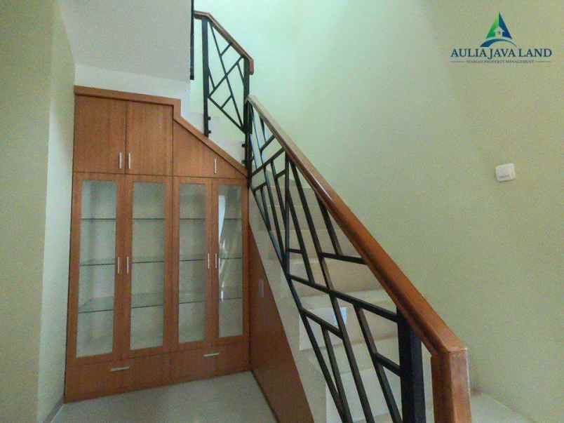 rumah jl kolonel masturi