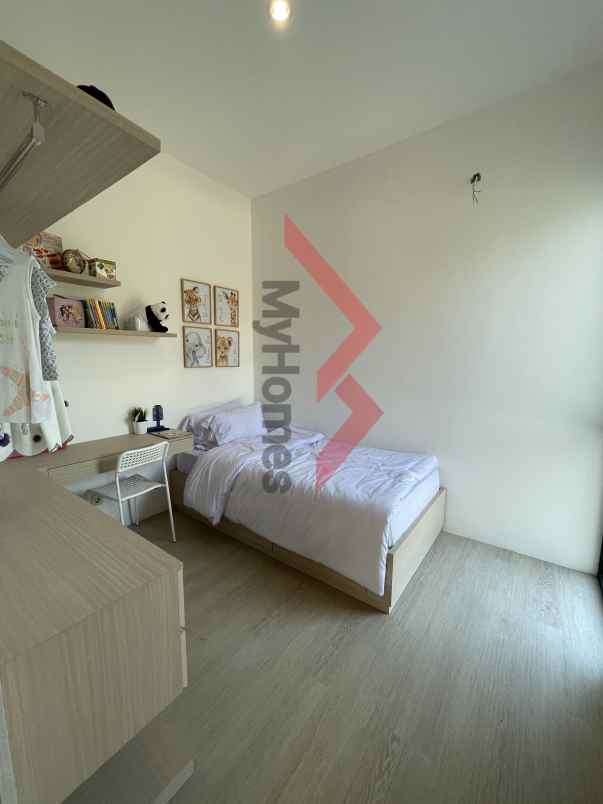 rumah jl lobak n0 17 pd cabe llir