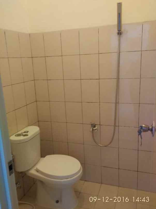 rumah jl r kimas hasyim kel