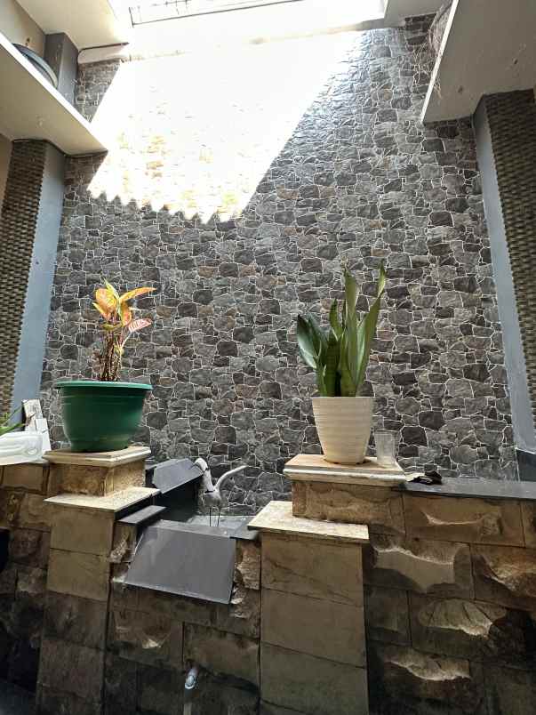 rumah joglo full jati 5 menit ke kampus uii di sleman