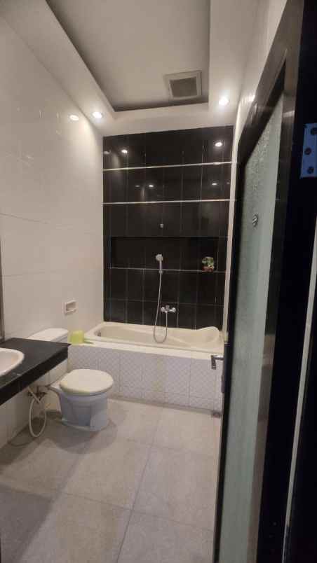 rumah kertajaya indah strategis bagus furnish