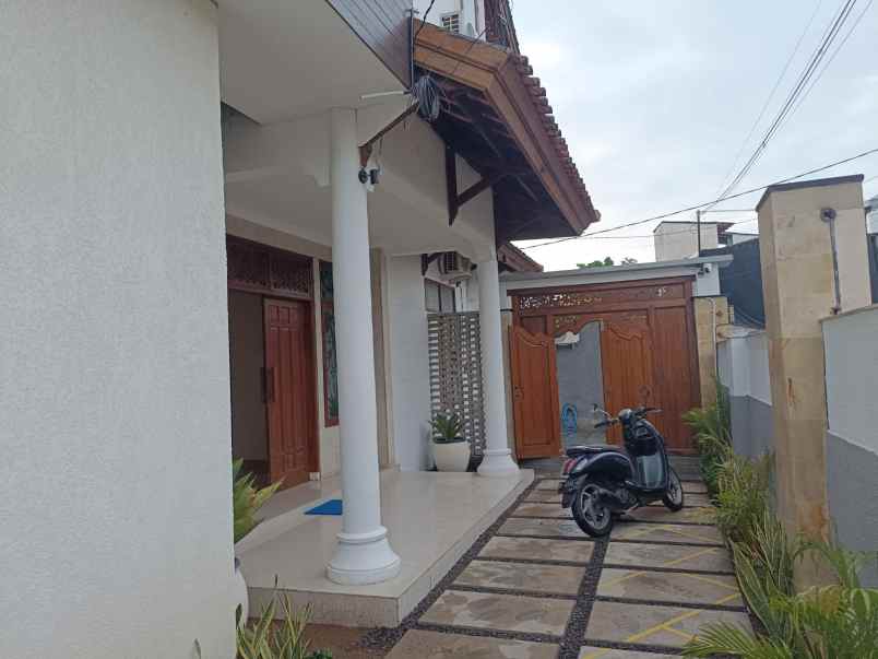 rumah kost seperti baru di penamparan gatsu barat