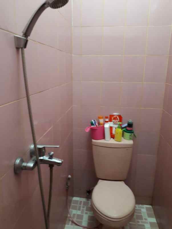 rumah luas siap huni di komplek cipageran asri