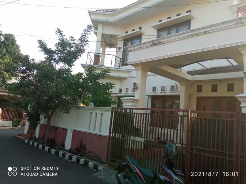 rumah mewah dalam komplek buaran jakarta timur