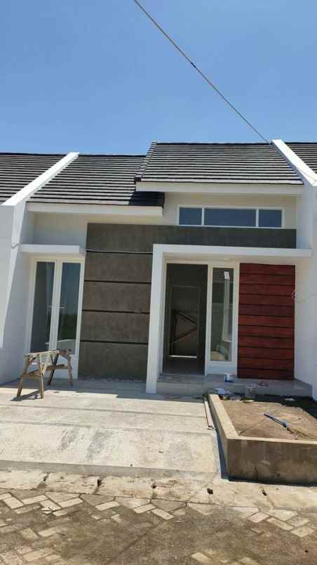 rumah minimalis 300 jutaan dekat kampus binus araya