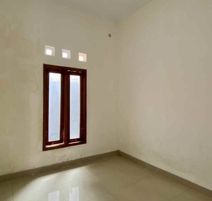 rumah minimalis tanah luas bisa kpr lokasi strategis