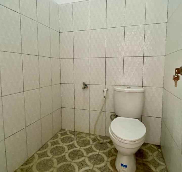 rumah minimalis tanah luas bisa kpr lokasi strategis