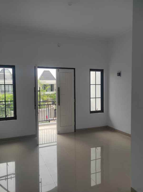 rumah modern clasik jatiwaringin pondok gede bekasi