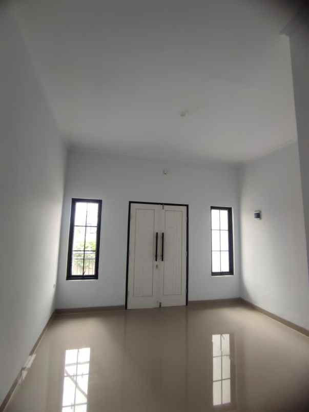rumah modern clasik jatiwaringin pondok gede bekasi