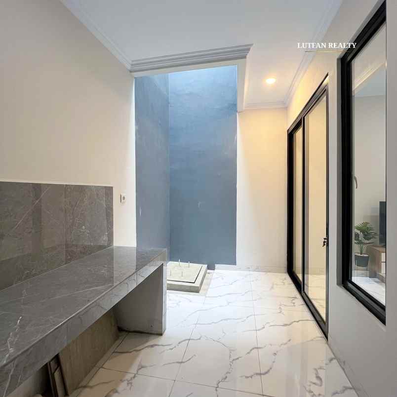 rumah non cluster modern classic tanah baru depok