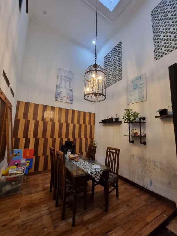 rumah nyaman komplek mitra residence antapani bandung