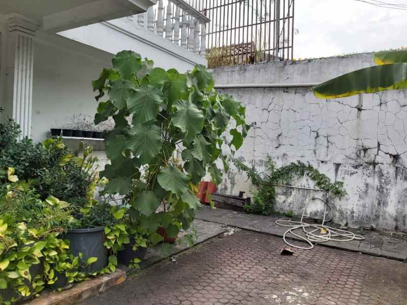 rumah perumahan kebon jeruk