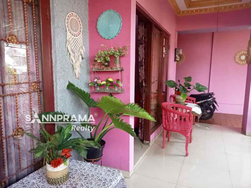 rumah pink tanah luas jatimulya depok ash