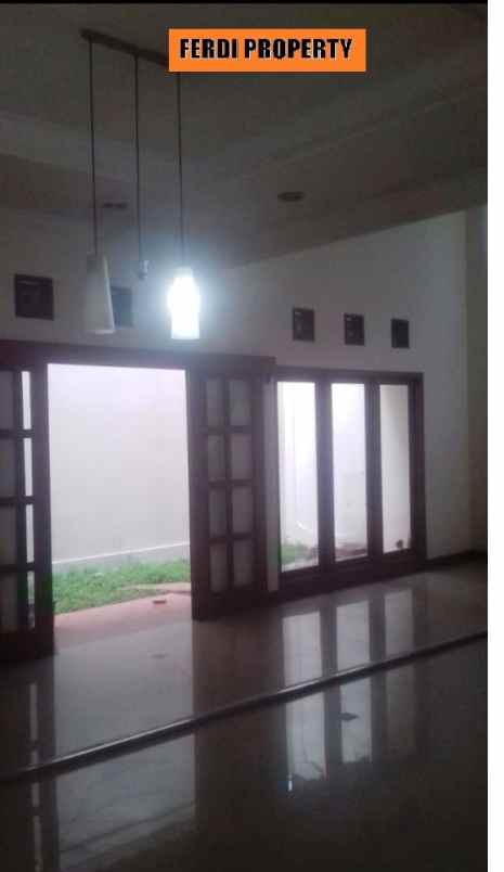 rumah rapi pasca renovasi dekat mal citra gran cibubur