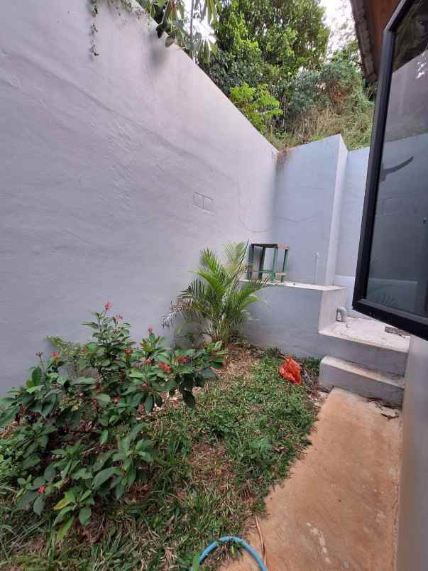 rumah scandinaviam style dalam komplek di pamulang