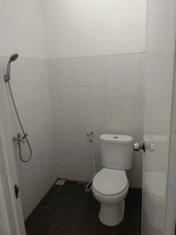 rumah shm murah malang perum dekat jalan raya