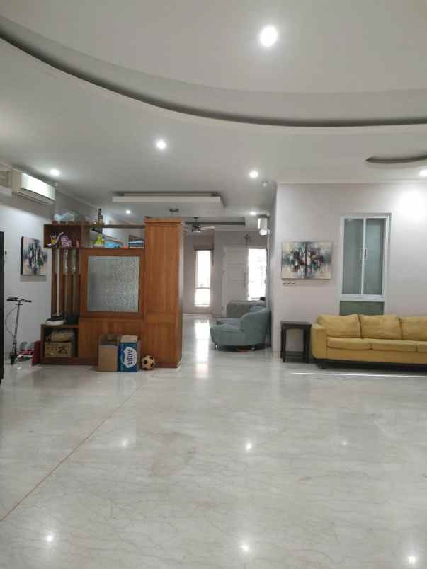 rumah siap huni dijual di perumahan alam sutera