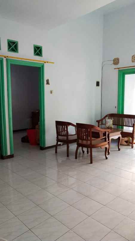 rumah siap huni lokasi wiguna surabaya timur