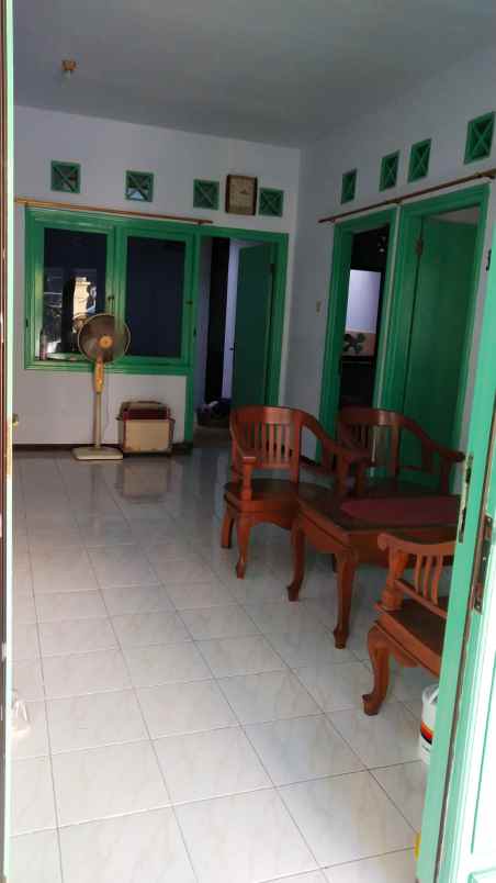 rumah siap huni lokasi wiguna surabaya timur