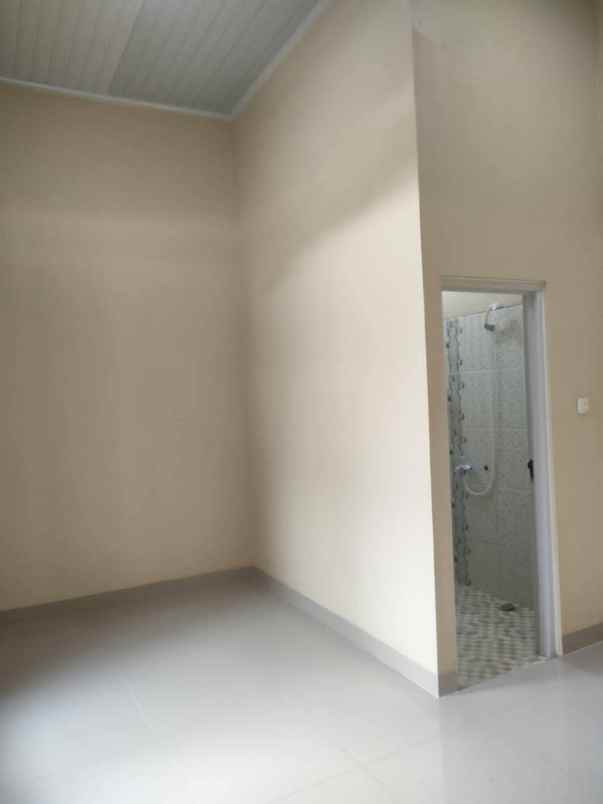 rumah strategis siap huni di pancoran mas depok