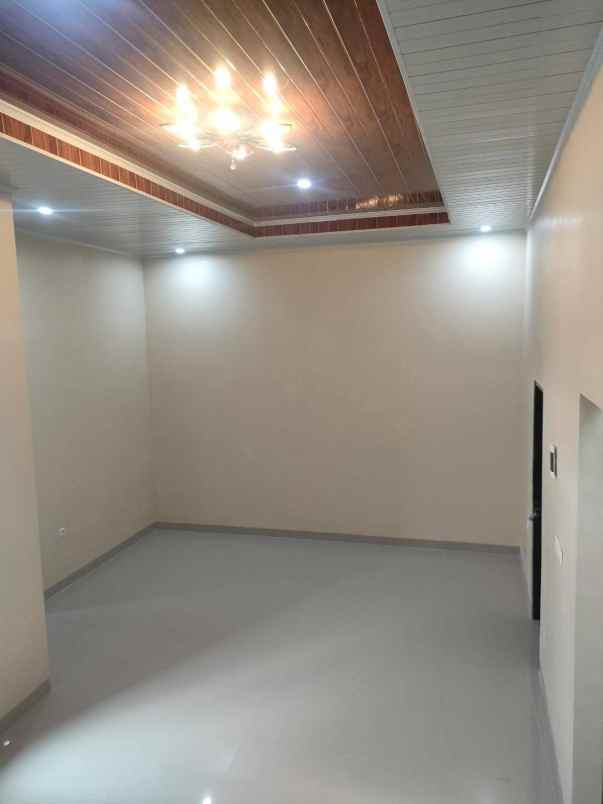 rumah strategis siap huni di pancoran mas depok