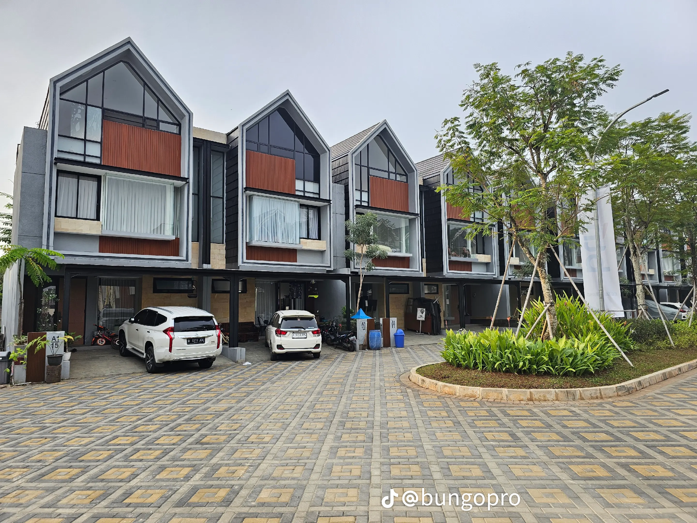 rumah sultan bali resort tangerang readystock