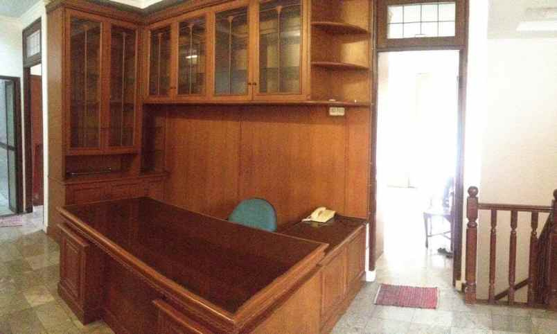 rumahtinggal di bintaro jaya