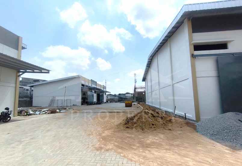 sewa murah gudang strategis jalur kontainer 24 jam