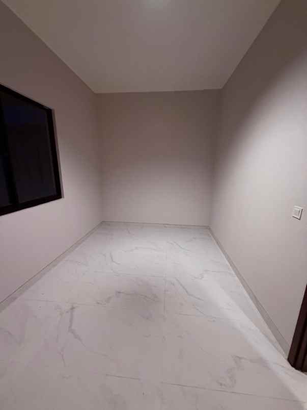 sewa rumah cluster kuningan village pik