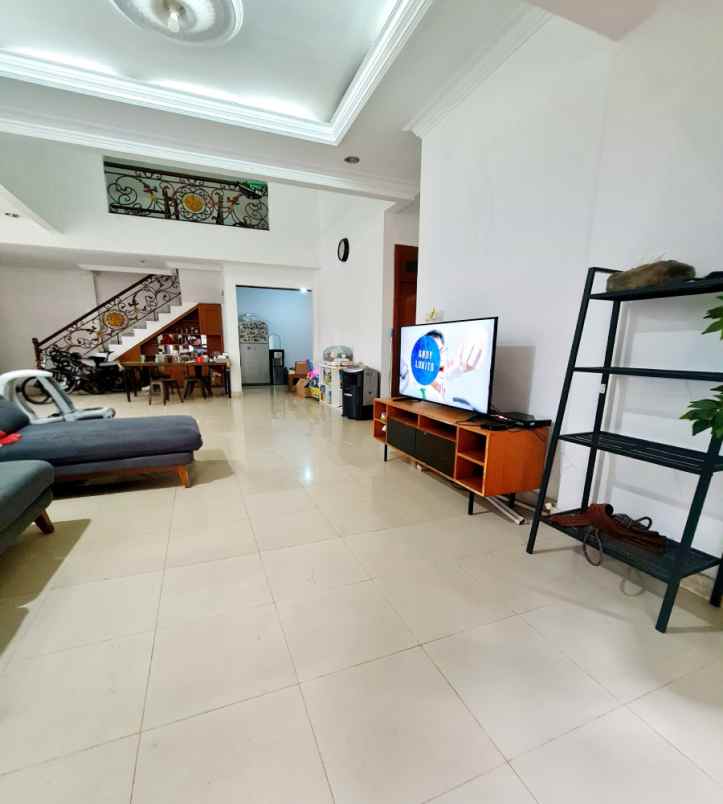 sewa rumah di kelapa gading dekat mall kelapa gading