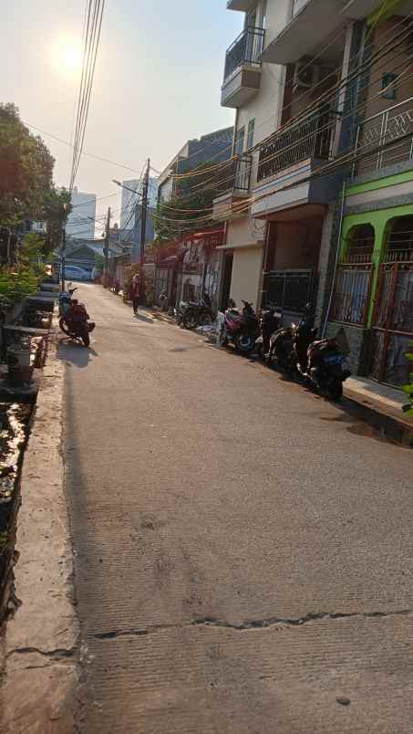 tanah di jalan anggrek setiabudi karet kuningan