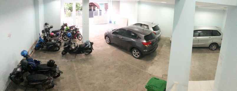 tengilis lama rumah kost tenggilis full penghuni