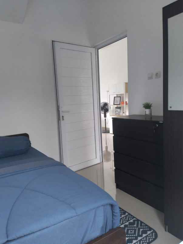 townhouse pondon aren nyaman dan strategis