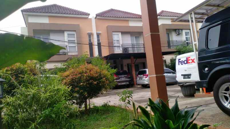 villa pondok gede jatimurni