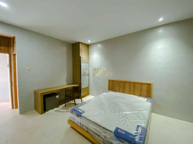 villa tanah luas di maguwoharjo private pool