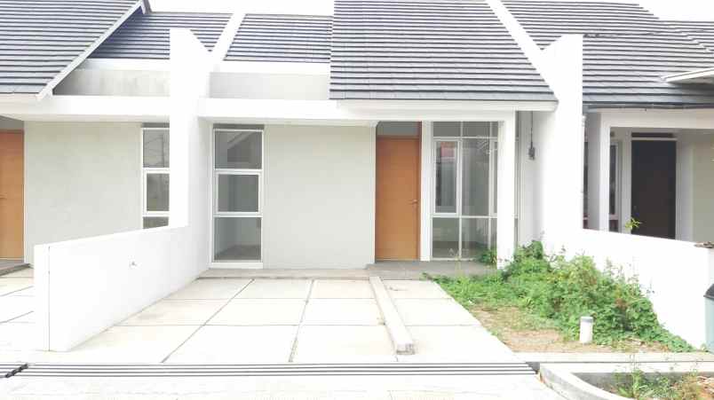 1 unit rumah favorit di sayap buah batu bandung