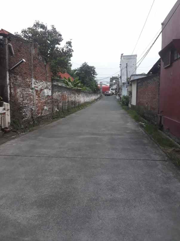 3 rumah jadi 1 dekat 0 jalan propinsi