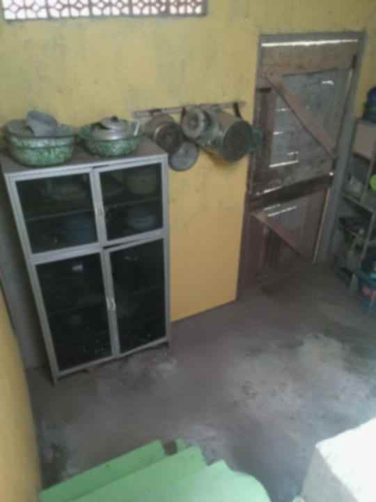 bisa nego dijual rumah 3 lantai di daerah mangkang