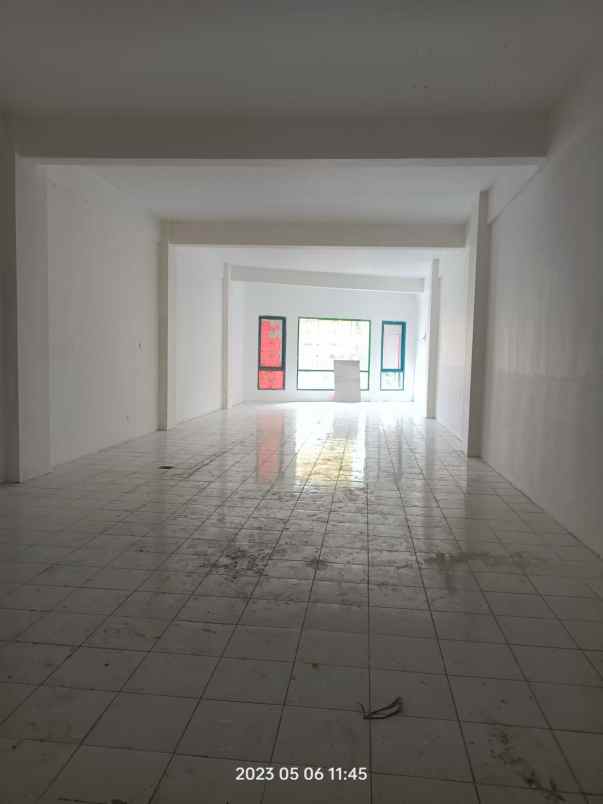 central park ruko bangunan 3 lantai