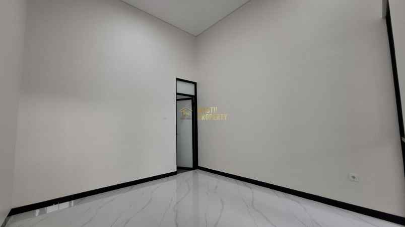 cluster cantik jogja utara lingkungan tenang dan aman