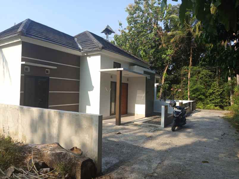 daripada ngekost di bantul mending punya rumah sendiri