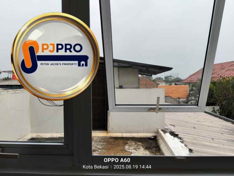dijual 1 unit rumah di summarecon bekasi
